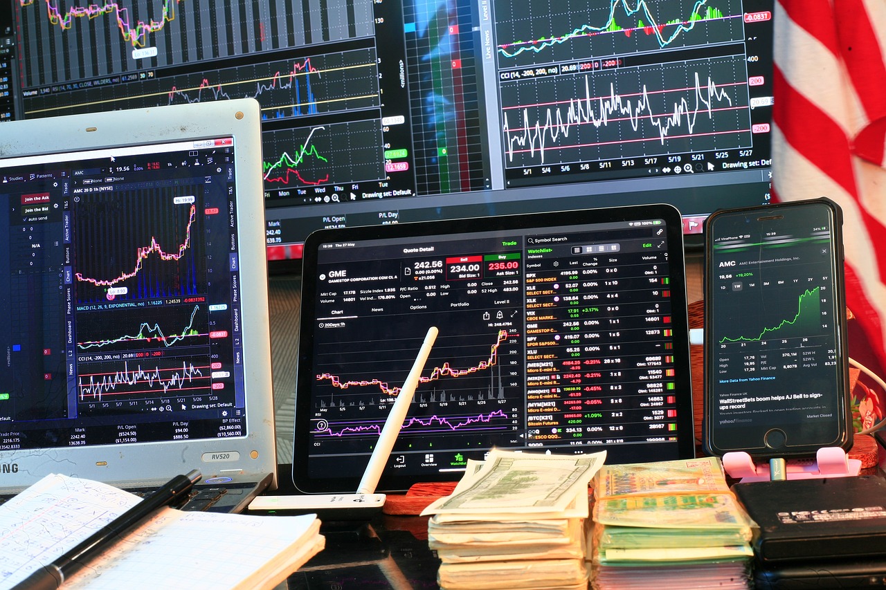 Today’s Stock Market: Dropping Earnings Mute Festive Retail Outlook