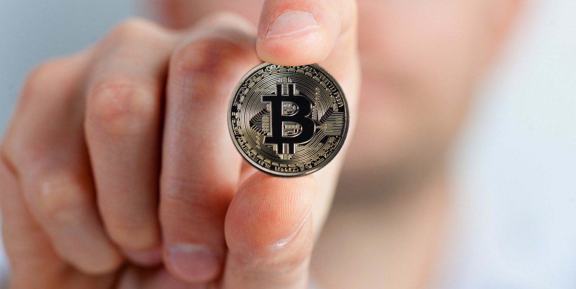 CNBC Host Calls Bitcoin as Phony Money